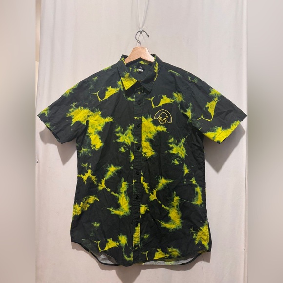Disney Other - Disney Black and Yellow Casual Button Down Shirt